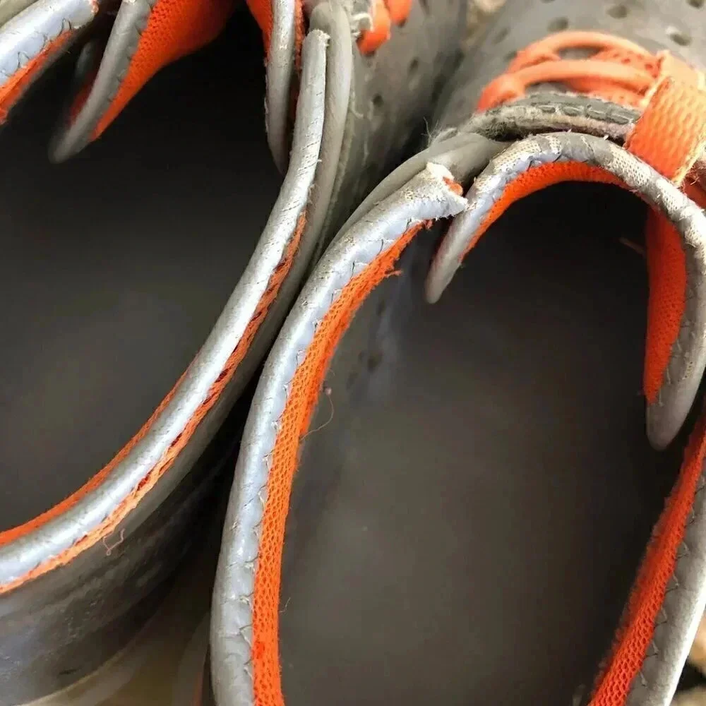 London Fog Gray Orange Plastic Shoe